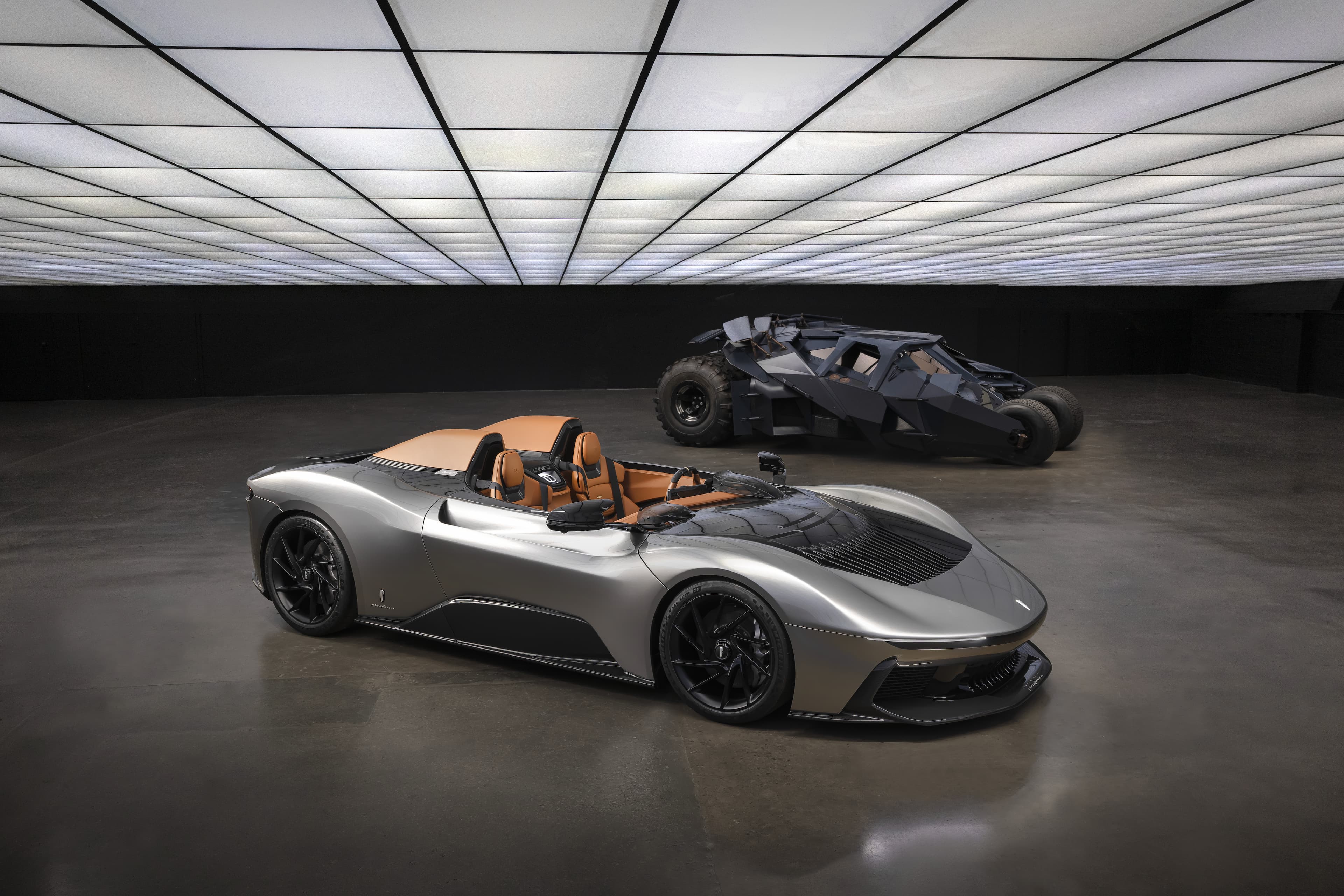 Automobili_Pininfarina_B95_Gotham_with_Tumbler_01_1723033120554